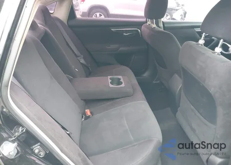 2013 Nissan Altima 2.5 S z USA, uszkodzony, nr VIN 1N4AL3AP7DC199423